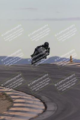 media/Sep-21-2025-Race Pace (Sun) [[98bf33ef95]]/Non Verified/1-Turns 9 and 10 (8am)/